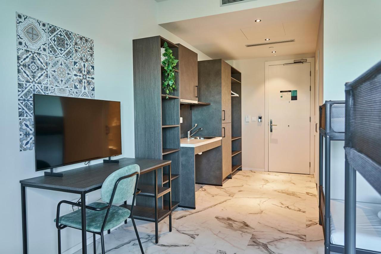Pozuelo de Alarcón Student Experience Madrid Pozuelo - Luxury Hostel מראה חיצוני תמונה